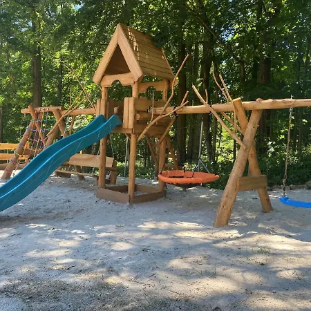 Pod Lipami Сasa de vacaciones